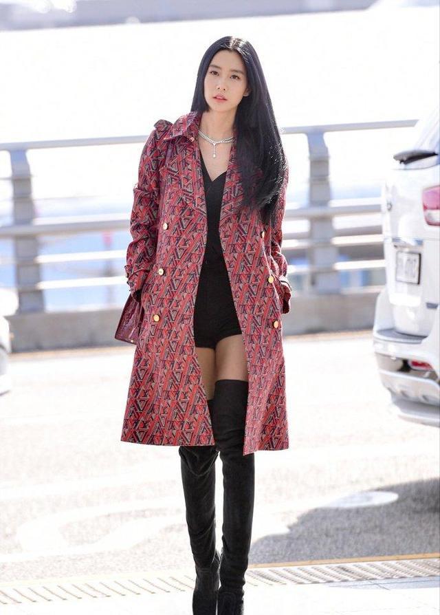 子弹与蕾丝